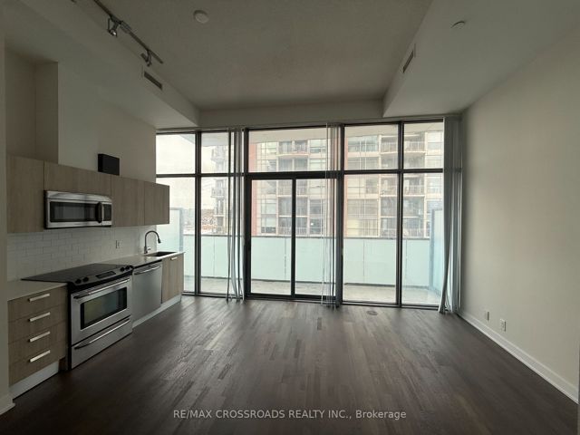 605 - 1815 Yonge St