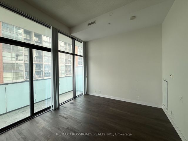 605 - 1815 Yonge St