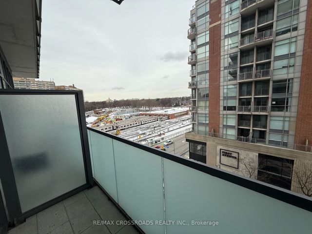 605 - 1815 Yonge St