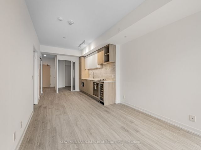 539 - 2020 Bathurst St