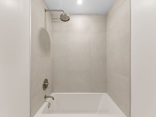 539 - 2020 Bathurst St