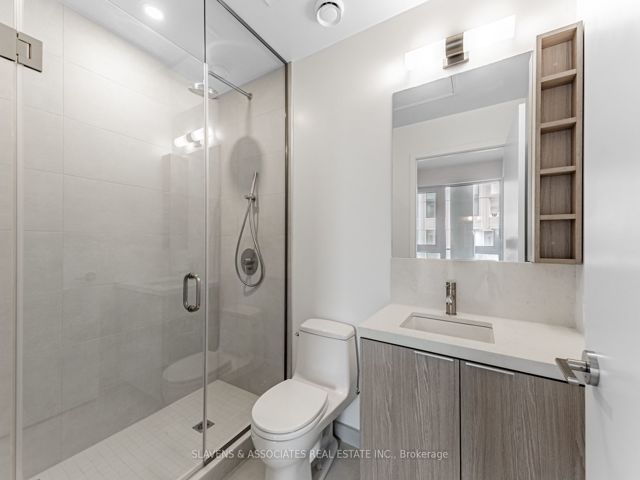 539 - 2020 Bathurst St