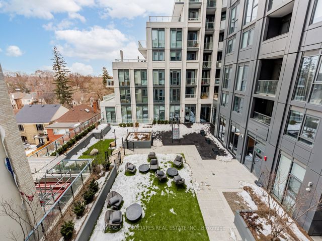 539 - 2020 Bathurst St