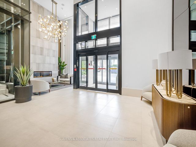 539 - 2020 Bathurst St