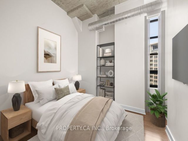 420 - 637 Lake Shore Blvd W