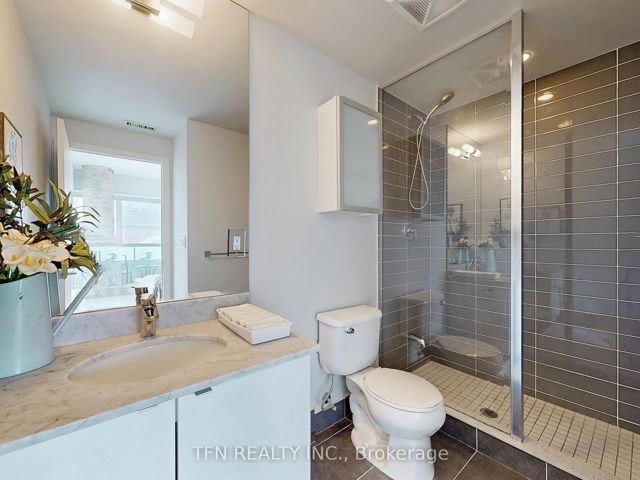 204 - 69 Lynn Williams St