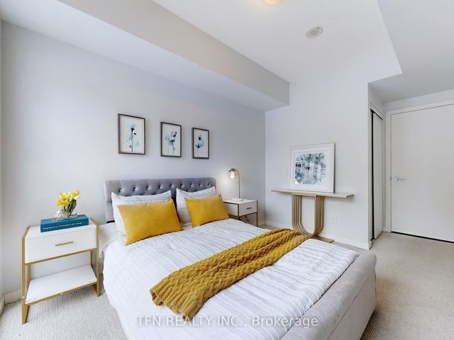204 - 69 Lynn Williams St