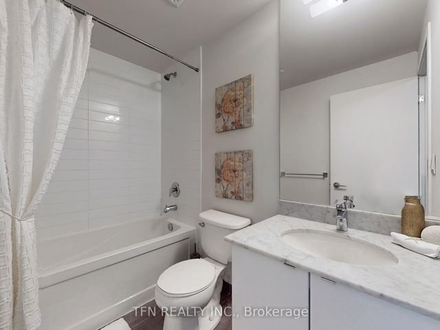 204 - 69 Lynn Williams St