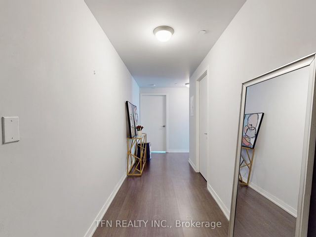 204 - 69 Lynn Williams St