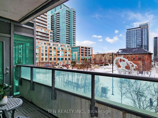 204 - 69 Lynn Williams St