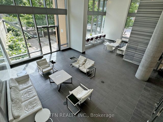 204 - 69 Lynn Williams St