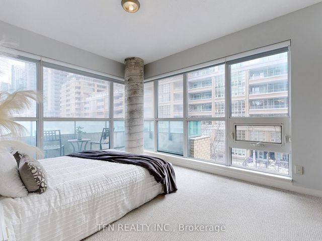 204 - 69 Lynn Williams St