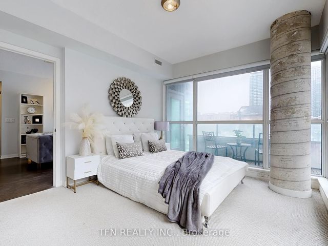 204 - 69 Lynn Williams St