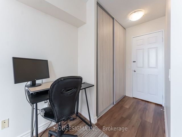 815 - 7 Bishop Ave