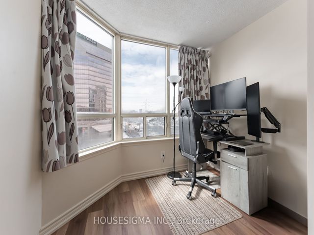 815 - 7 Bishop Ave