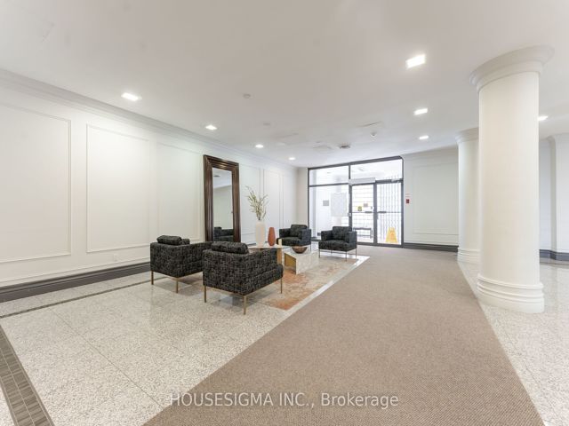 815 - 7 Bishop Ave