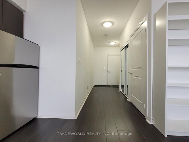 Ph7 - 2015 Sheppard Ave E