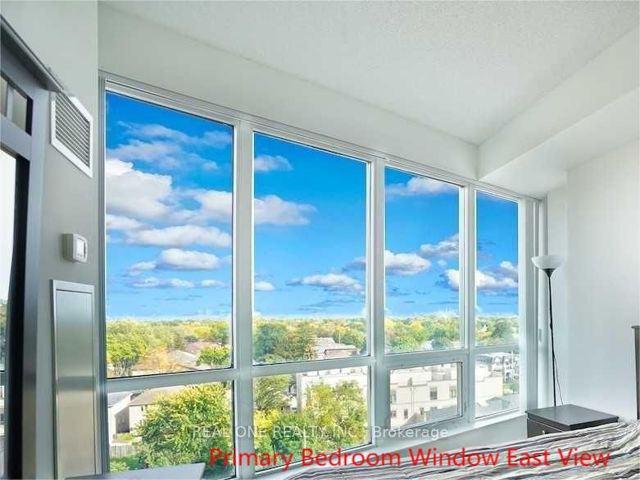 811 - 18 Holmes Ave