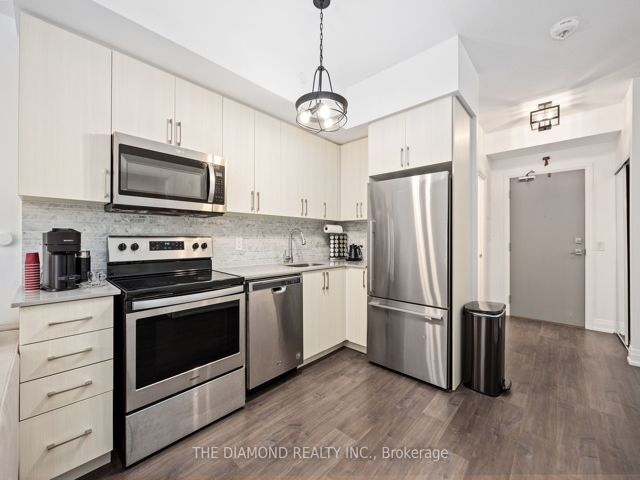 312 - 591 Sheppard Ave E