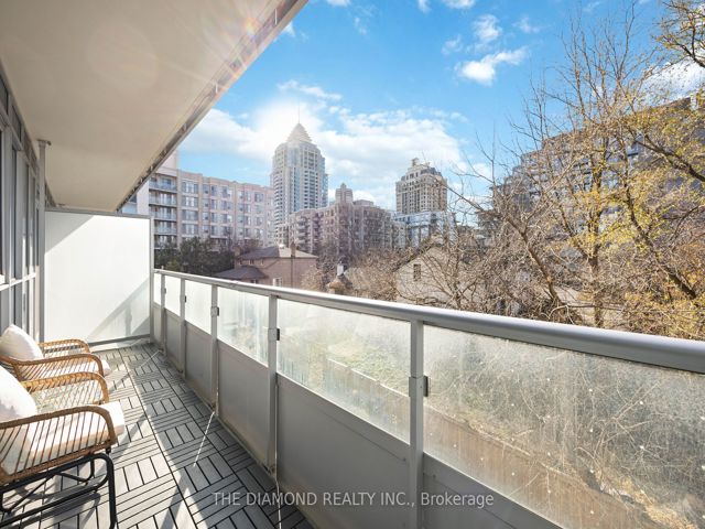 312 - 591 Sheppard Ave E