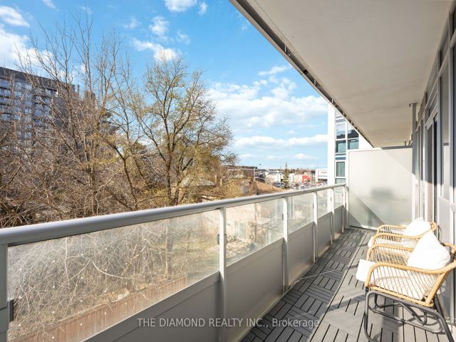 312 - 591 Sheppard Ave E