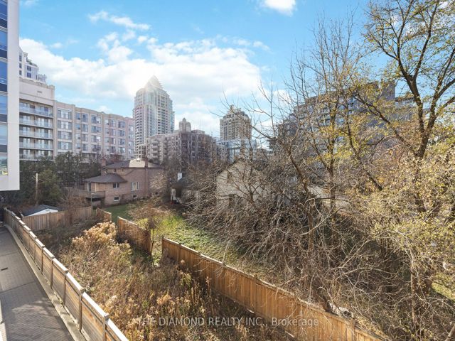 312 - 591 Sheppard Ave E