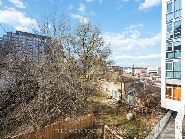 312 - 591 Sheppard Ave E