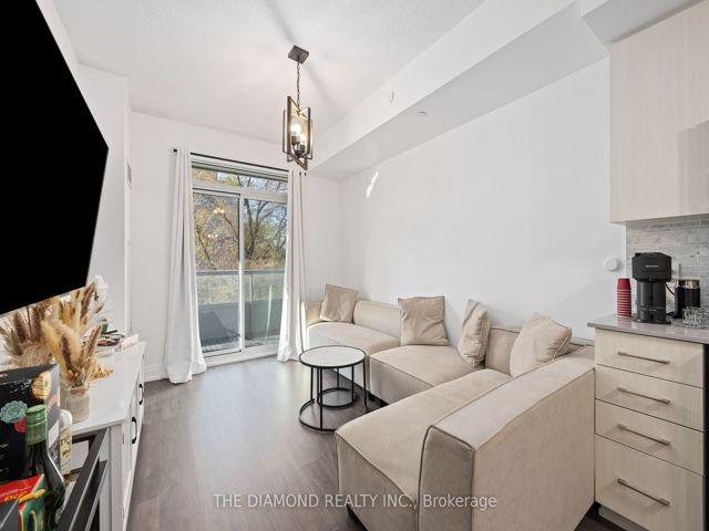312 - 591 Sheppard Ave E