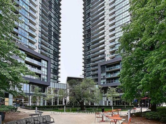 1512 - 5168 Yonge St
