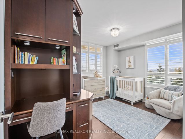 414 - 676 Sheppard Ave E