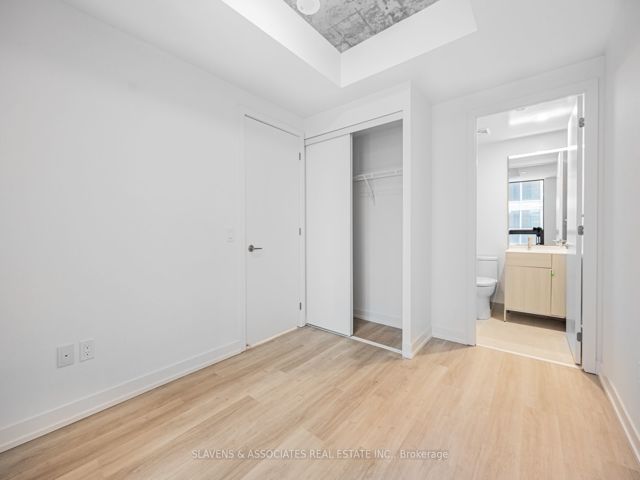 438 - 28 Eastern Ave