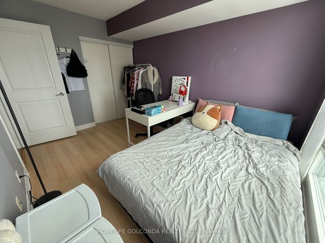 2508 - 31 Bales Ave