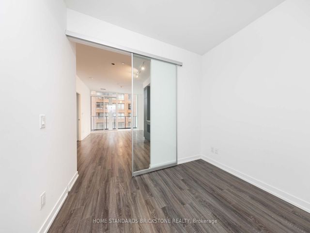 510 - 20 Edward St