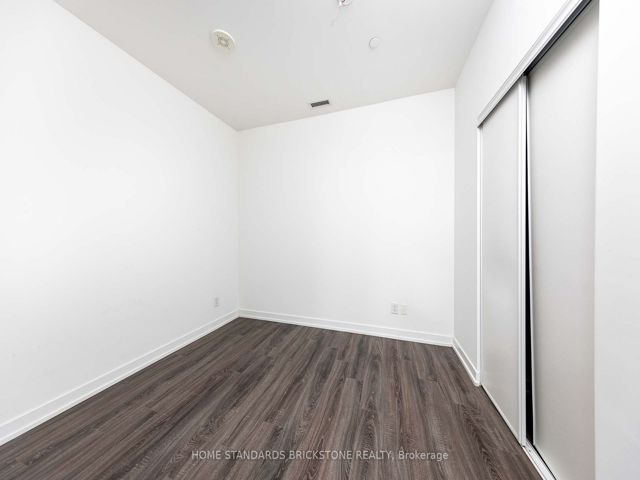 510 - 20 Edward St