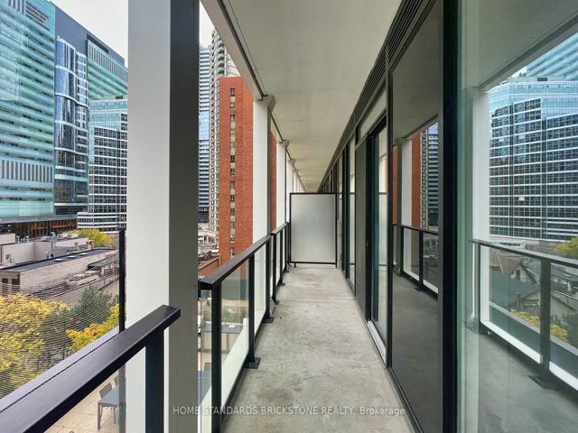 510 - 20 Edward St