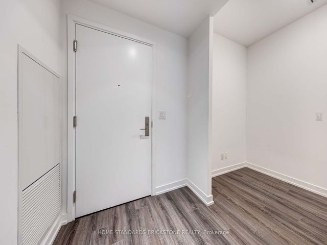 510 - 20 Edward St