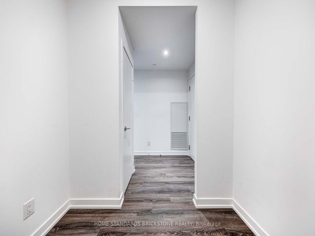510 - 20 Edward St