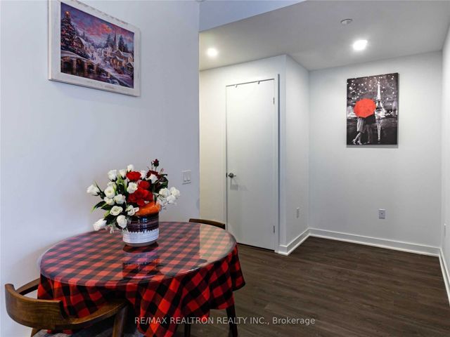 2709 - 125 Blue Jays Way