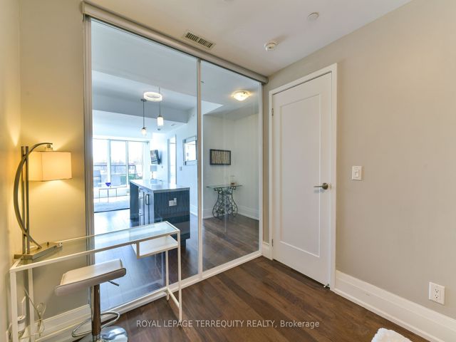 501 - 25 Malcolm Rd