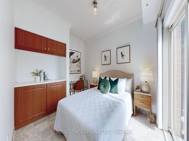 235 - 1837 Eglinton Ave E