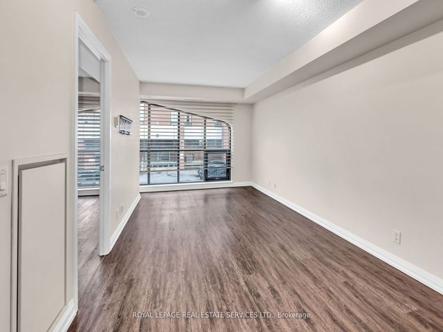 204 - 3 Mcalpine St