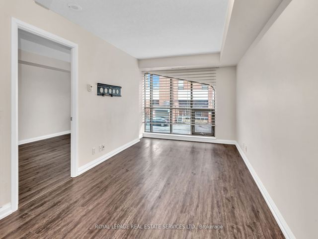 204 - 3 Mcalpine St