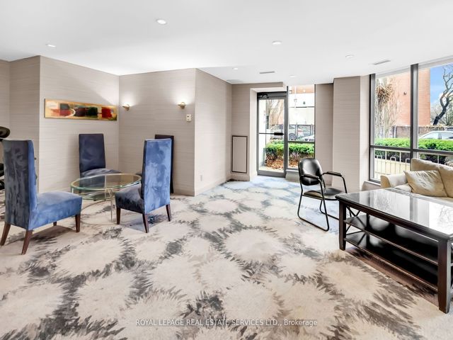 204 - 3 Mcalpine St