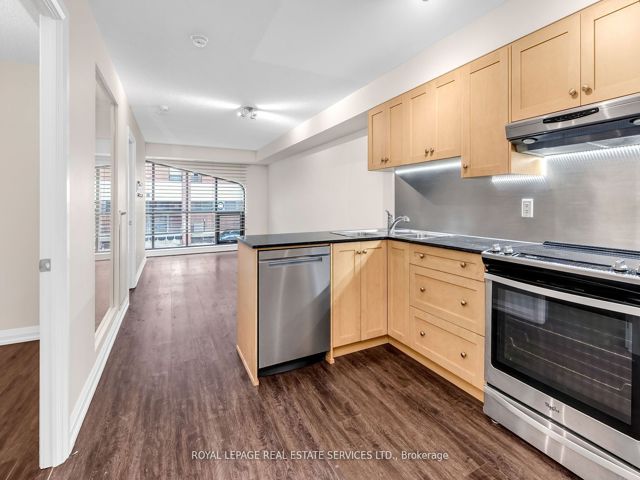 204 - 3 Mcalpine St