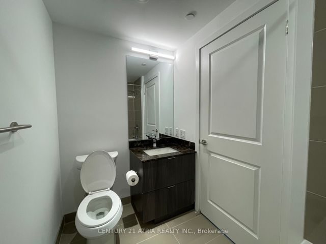 2011 - 395 Bloor St E