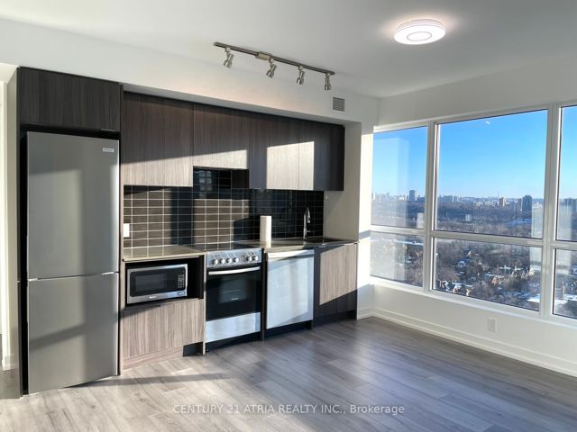 2011 - 395 Bloor St E