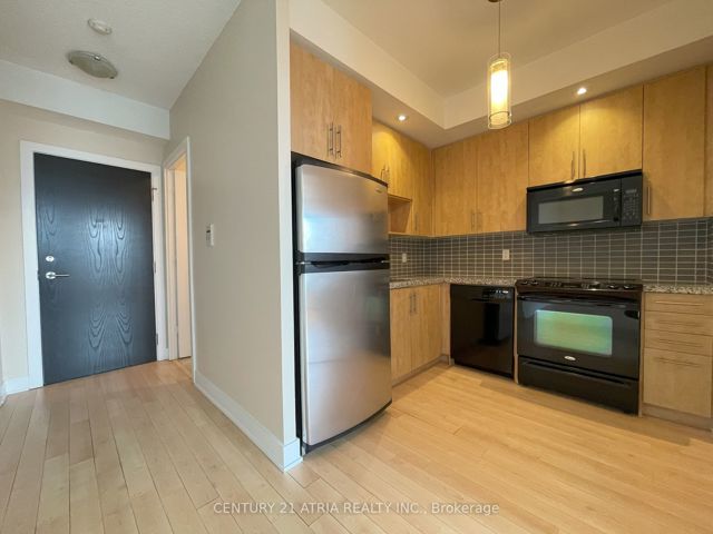 2206 - 120 Homewood Ave