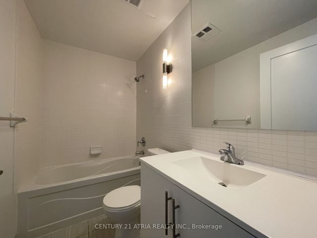 2206 - 120 Homewood Ave