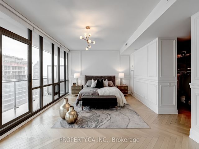 3002 - 33 Mill St