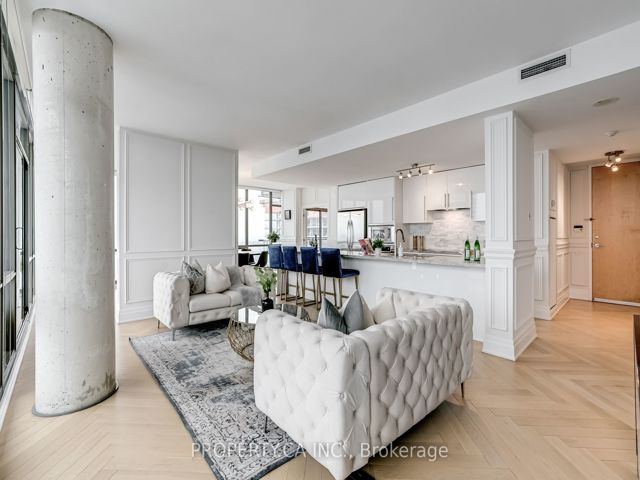 3002 - 33 Mill St